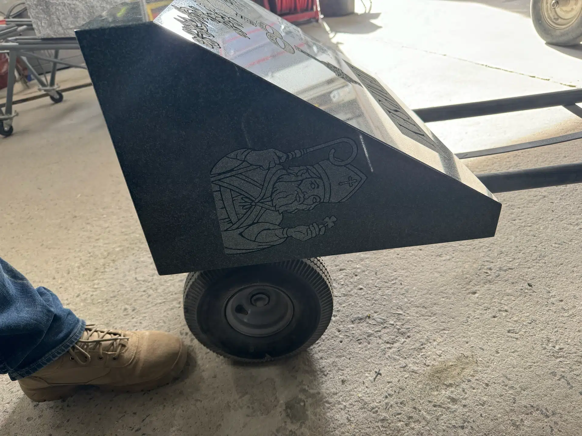 Granite Memorial Bench hand-carved by Memorial Bench Finder in NJ — image 4